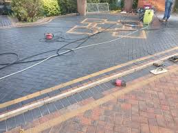 Best Asphalt Driveway Installation  in Lincroft, NJ